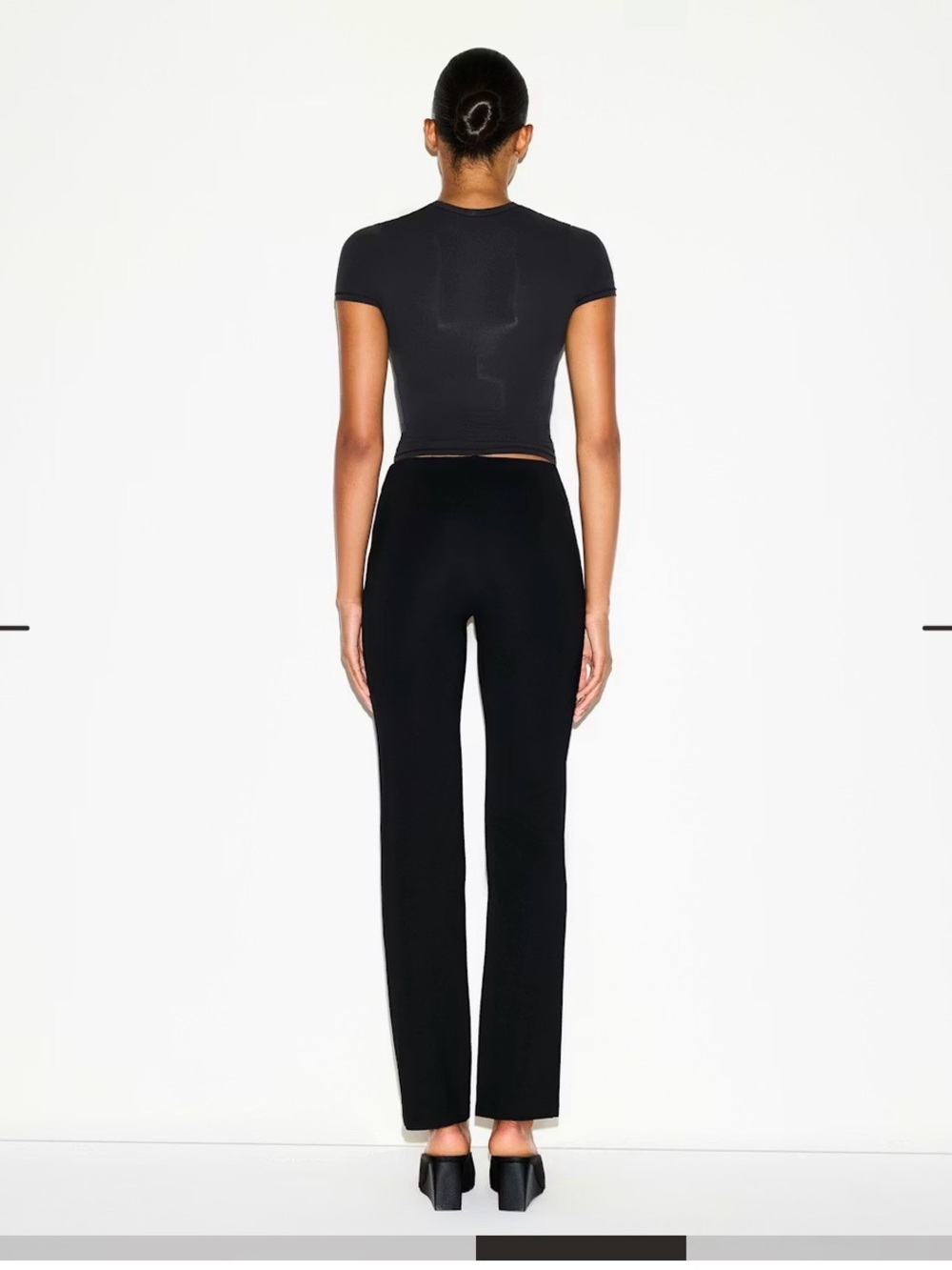 NWT - S - SKIMS HIGH-WAISTED PINTUCK STRAIGHT LEG PANT - Obsidian - Picture 3 of 5